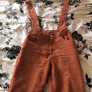 Corduroy suspenders !